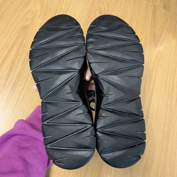 Naot Polaris Floral Leather Side Zip Ankle Boot Sneaker Size 40 US 9 - Picture 8 of 10